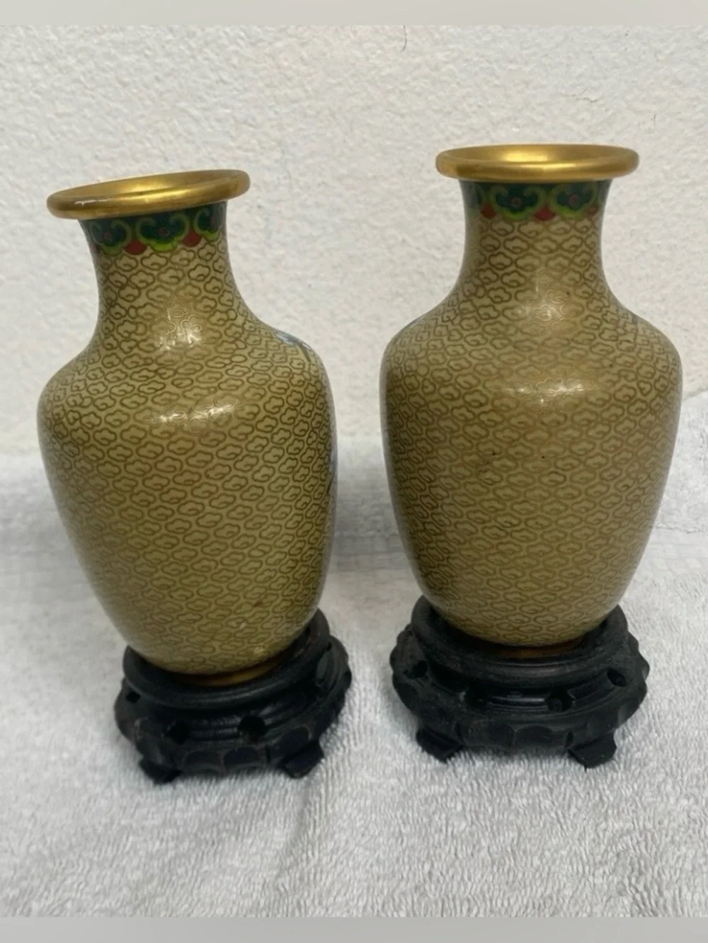 Vintage Chinese Traditional Mustard Floral Set of 2 Small Vases Contemporary - Picture 4 of 16